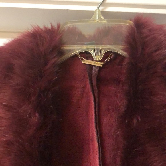 Vest - Picture 3 of 8